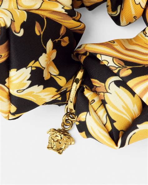 versace scrunchie|Versace Scrunchie Met Print .